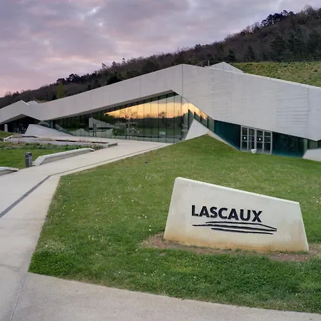 Charmante Maison Familiale Avec Piscine Pour 7